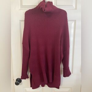 Lilly sort burgundy tunic Sweater CL split hem NWOT
